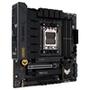O ASUS TUF GAMING B650M-PLUS pega todos os elementos essenciais dos mais recentes processadores AMD Ryzen série 7000 e os combina com recursos prontos