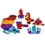 Transforme a Rainha Watevra Wa´Nabi em qualquer forma que você quiser! Possui blocos multicoloridos LEGO® para construir e reconstruir o personagem Ra