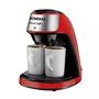 A cafeteira preta smart coffee c-42-2x-ri prepara 2 xícaras de café ao mesmo tempo ela acompanha 2 xícaras de porcelana e colher dosadora, tem porta-f