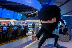 Estátua do Ninja do KaBuM em tamanho real, dentro da Galeria.